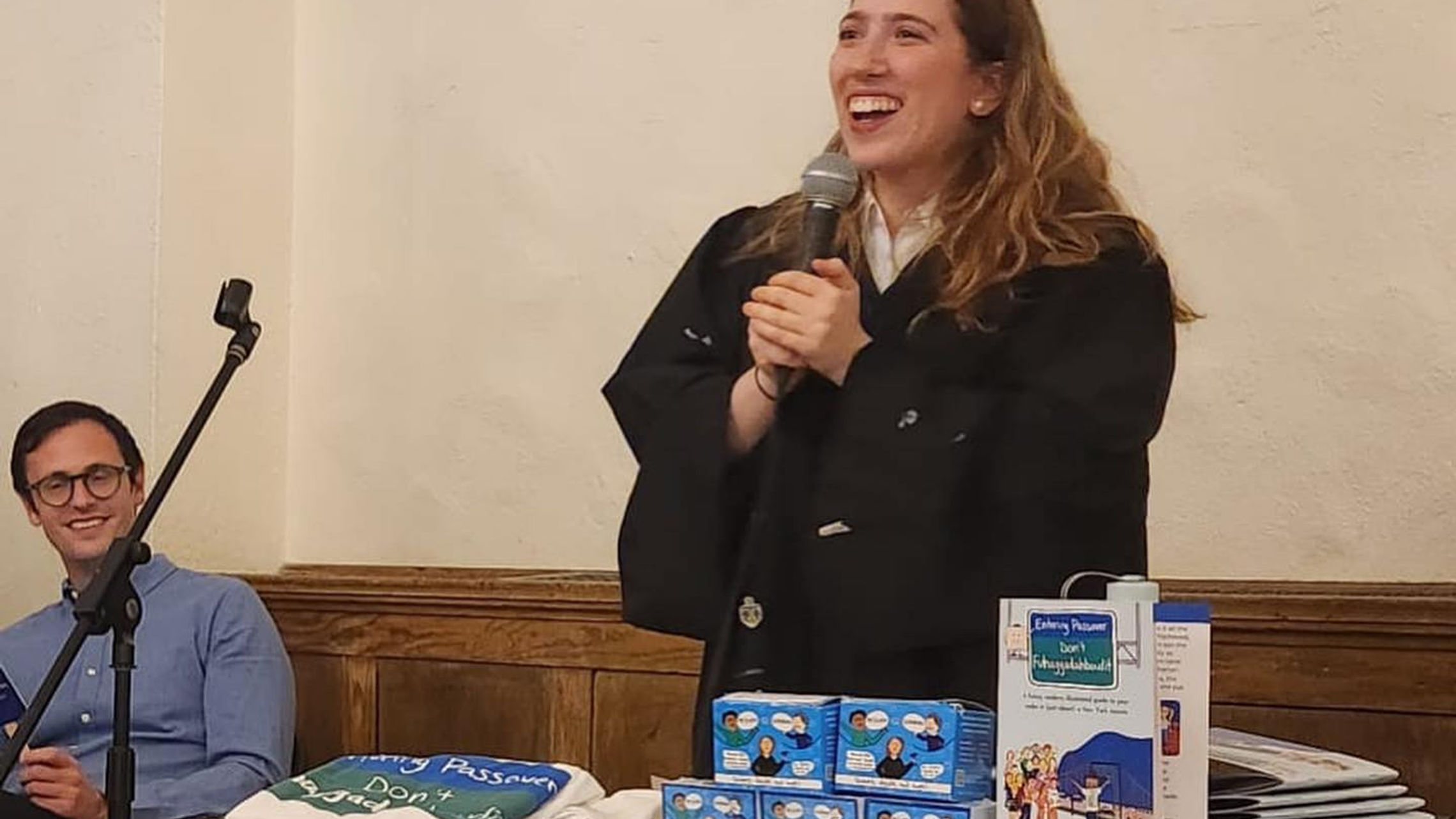 Mitzvah or Shandah Live